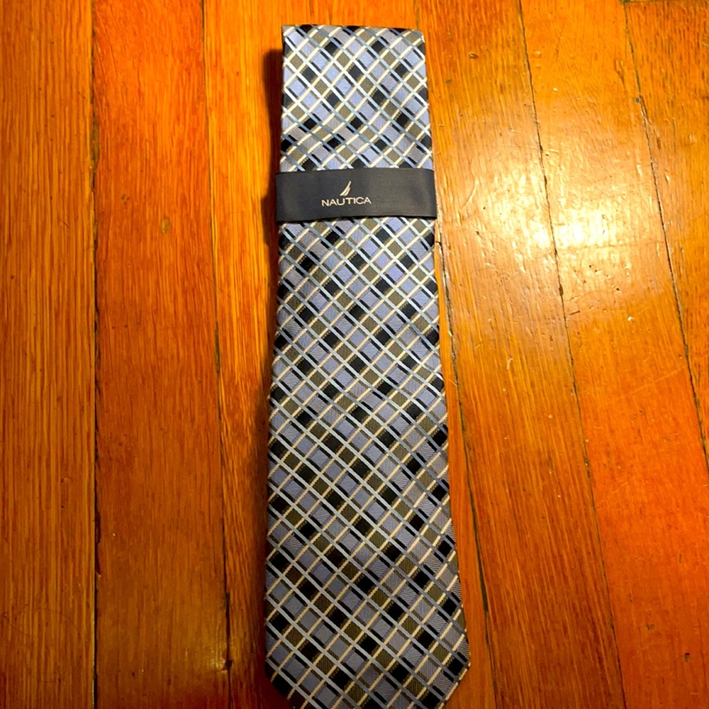 Brand New, Blue Nautica Tie